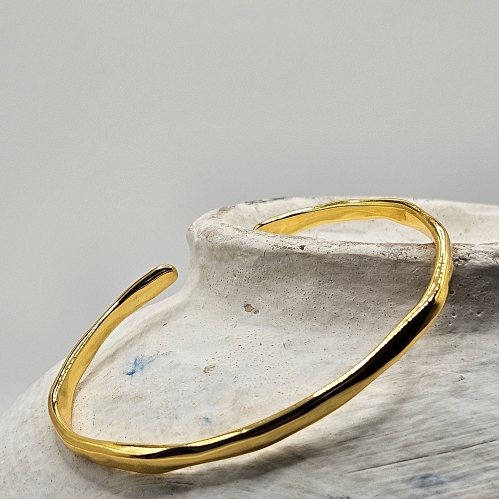 Bangle, gold bangle, thin bangle, stacking bangle, bracelet, women’s bracelet